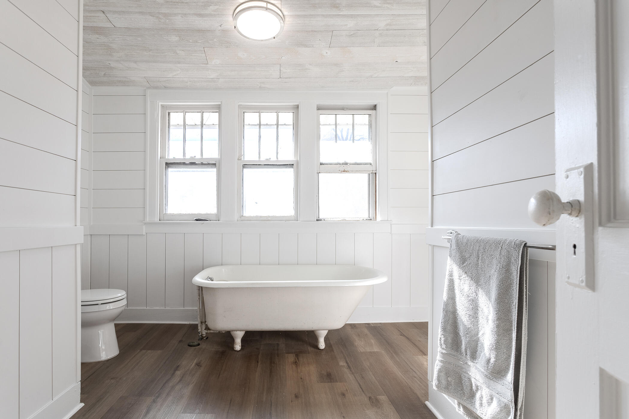 307 Ridgewood Street Southeast Grand Rapids, MI 49548 - Photo 14 of 26 307 Ridgewood St SE-16