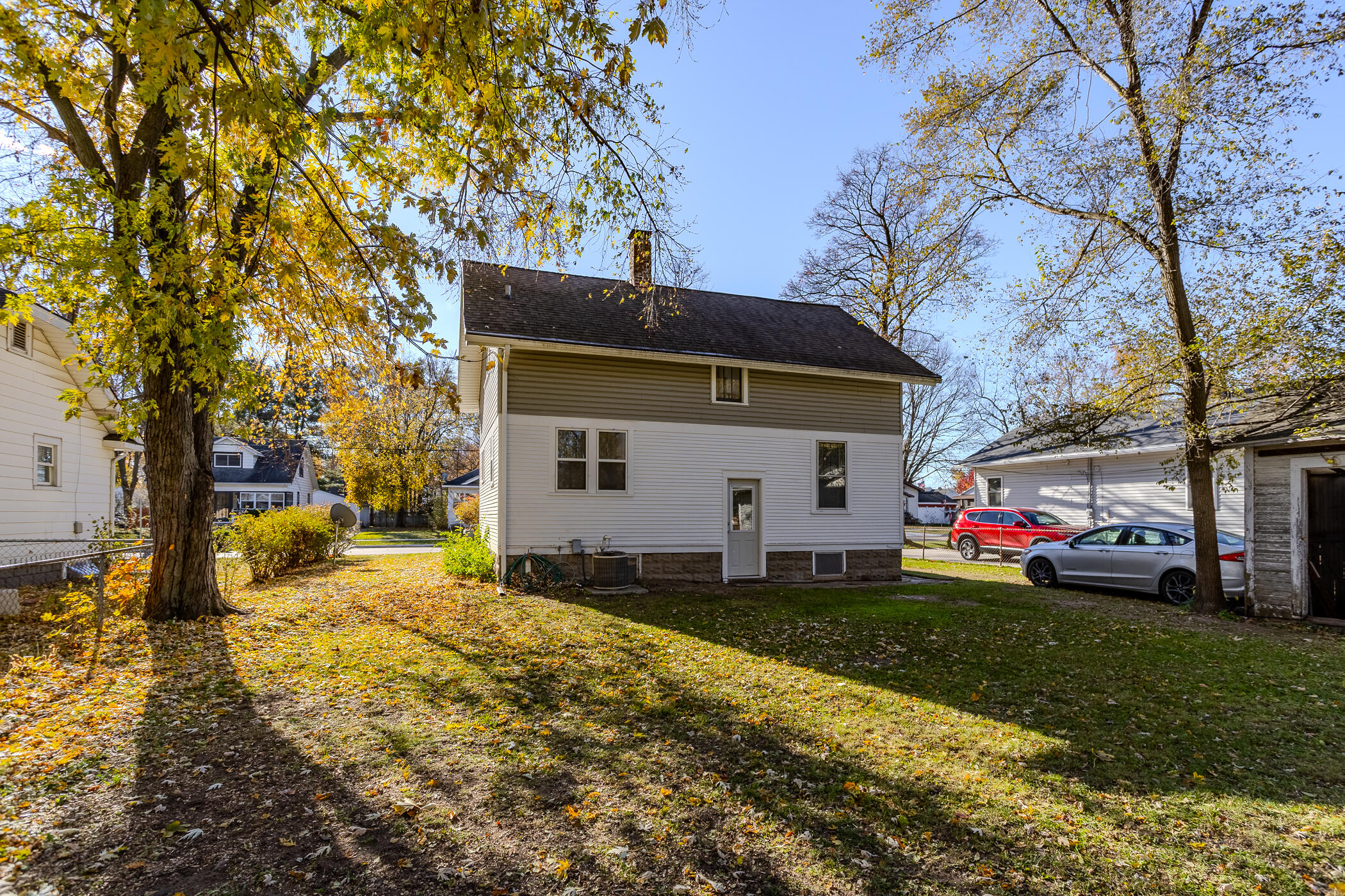 307 Ridgewood Street Southeast Grand Rapids, MI 49548 - Photo 18 of 26 307 Ridgewood St SE-5