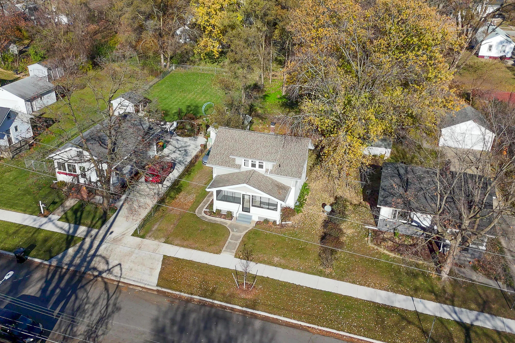 307 Ridgewood Street Southeast Grand Rapids, MI 49548 - Photo 22 of 26 307 Ridgewood St SE_4