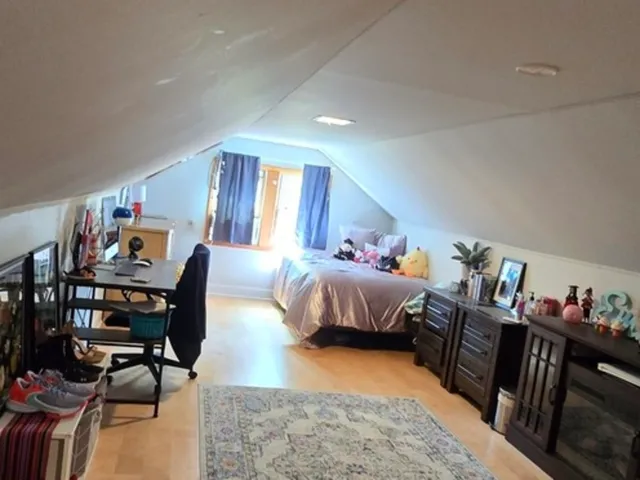 $460,000 | 1278 River Drive, Des Plaines, IL 60018