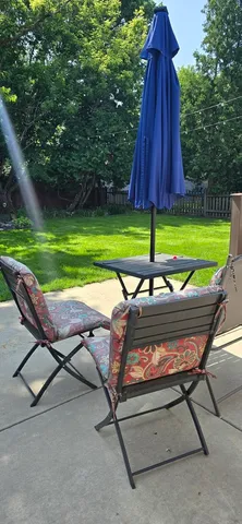 $460,000 | 1278 River Drive, Des Plaines, IL 60018