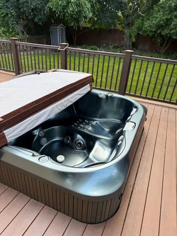 $460,000 | 1278 River Drive, Des Plaines, IL 60018