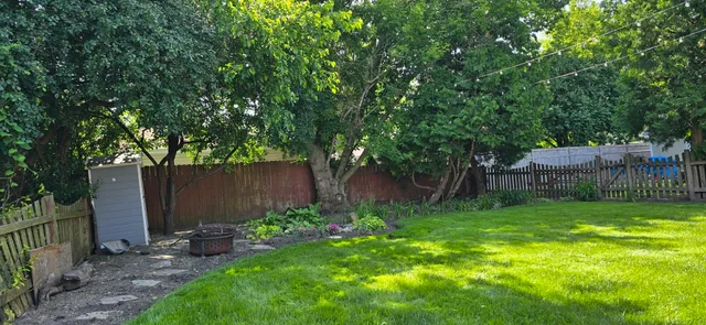 $460,000 | 1278 River Drive, Des Plaines, IL 60018