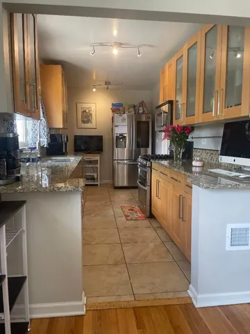 $460,000 | 1278 River Drive, Des Plaines, IL 60018