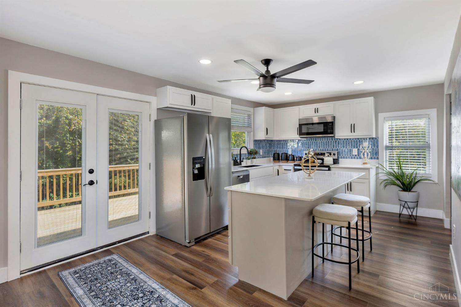 5753 Boomer Road Cincinnati, OH 45247 - Photo 10 of 40