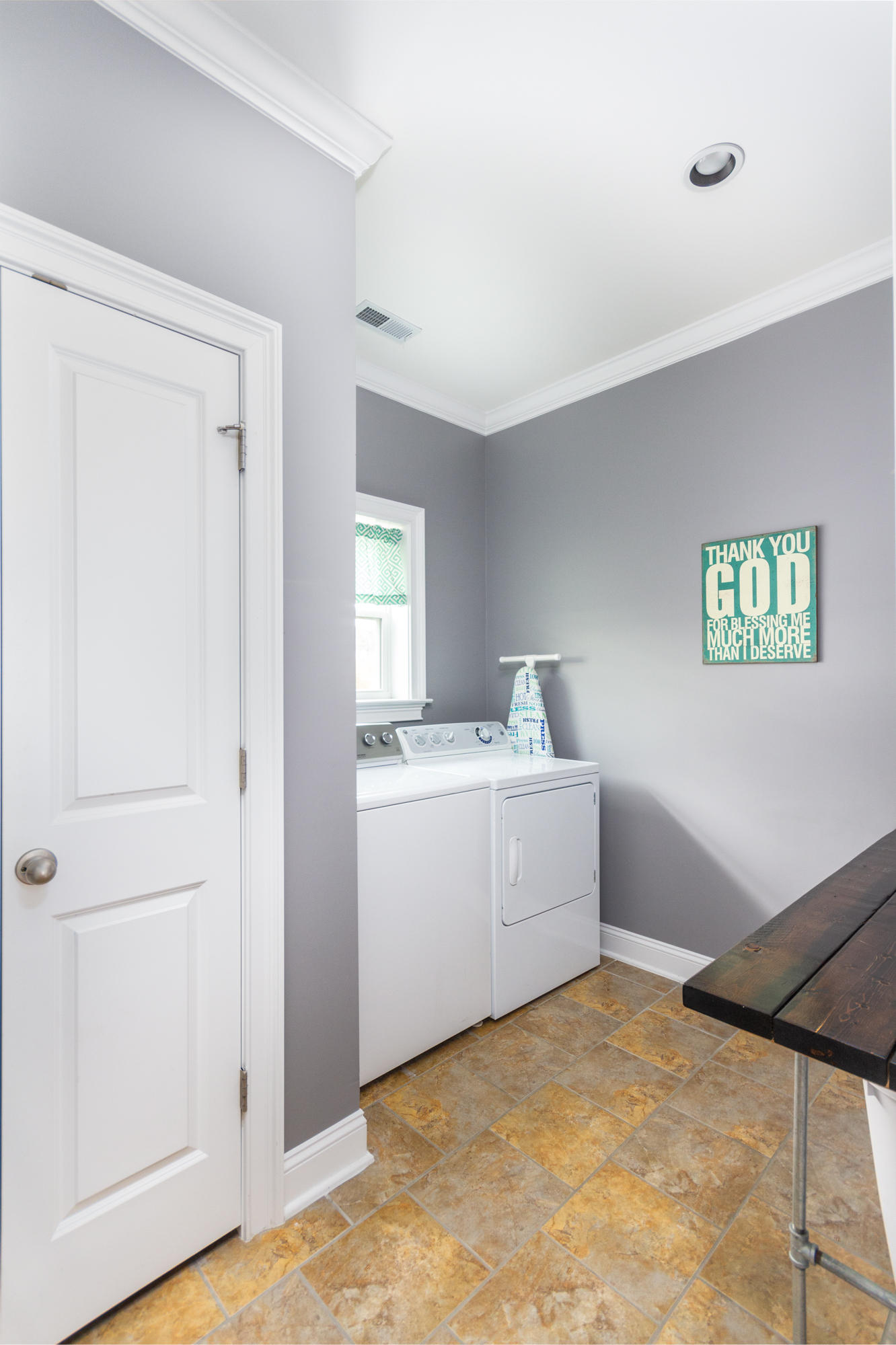 281 Bluebird Trail St. George, SC 29477 - Photo 22 of 34 Laundry Room