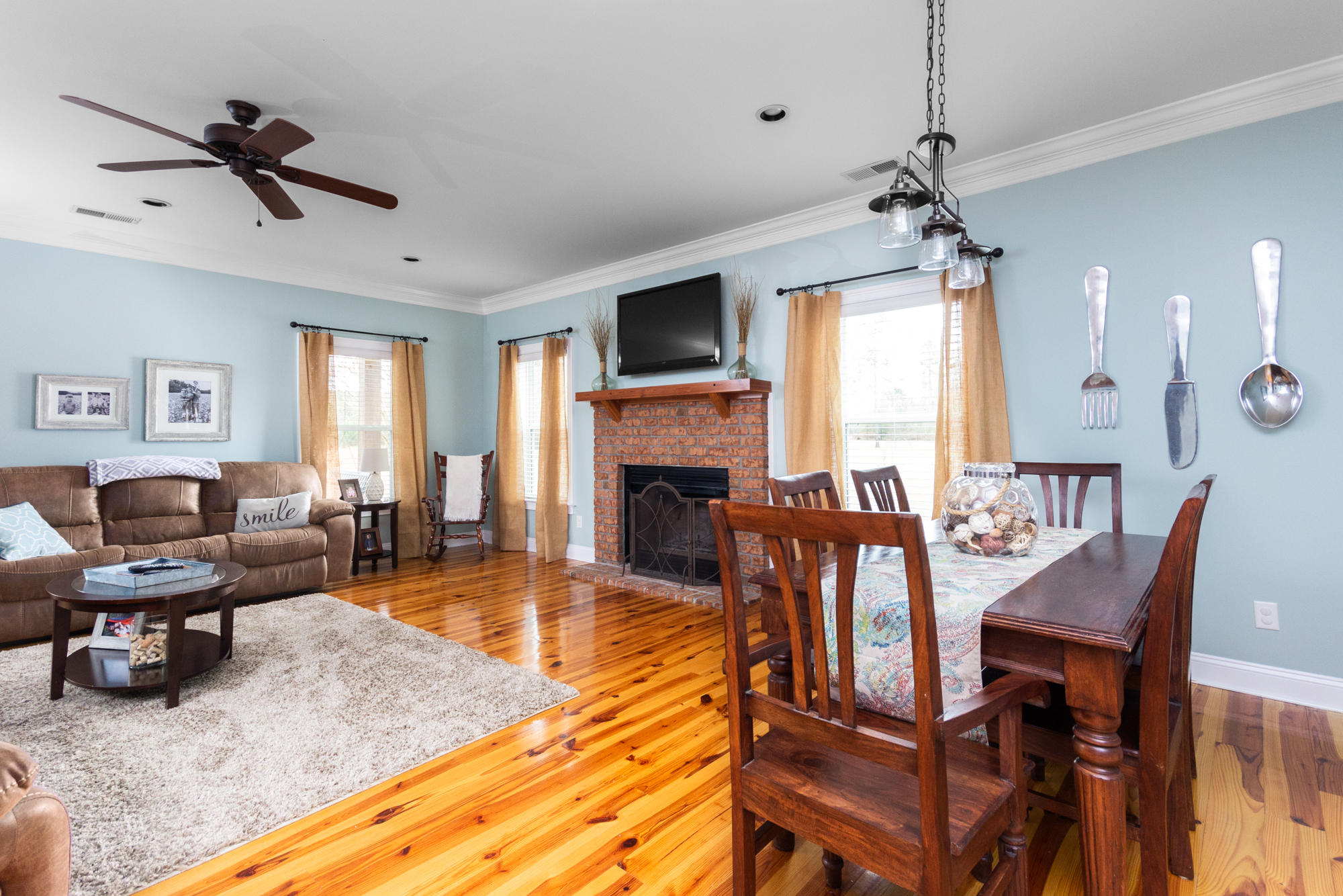 281 Bluebird Trail St. George, SC 29477 - Photo 7 of 34 Dining/Great Room