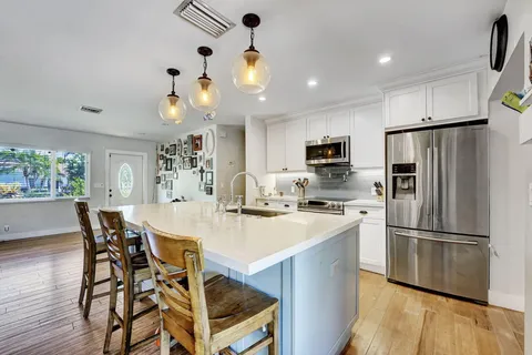 $849,900 | 1260 Southwest 17th Street, Boca Raton, FL 33486