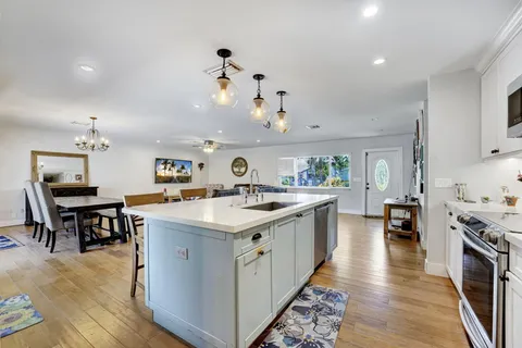 $849,900 | 1260 Southwest 17th Street, Boca Raton, FL 33486