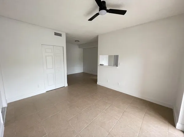 $2,200 | 720 Cypress Lane, Unit F9, Deerfield Beach, FL 33064