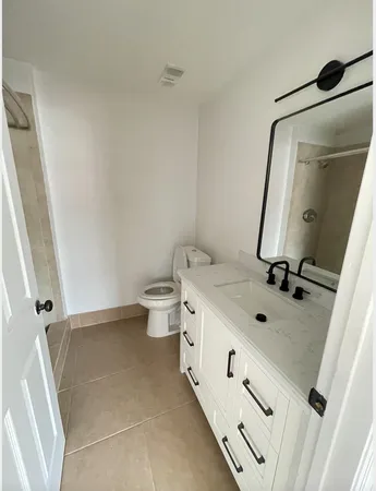 $2,200 | 720 Cypress Lane, Unit F9, Deerfield Beach, FL 33064