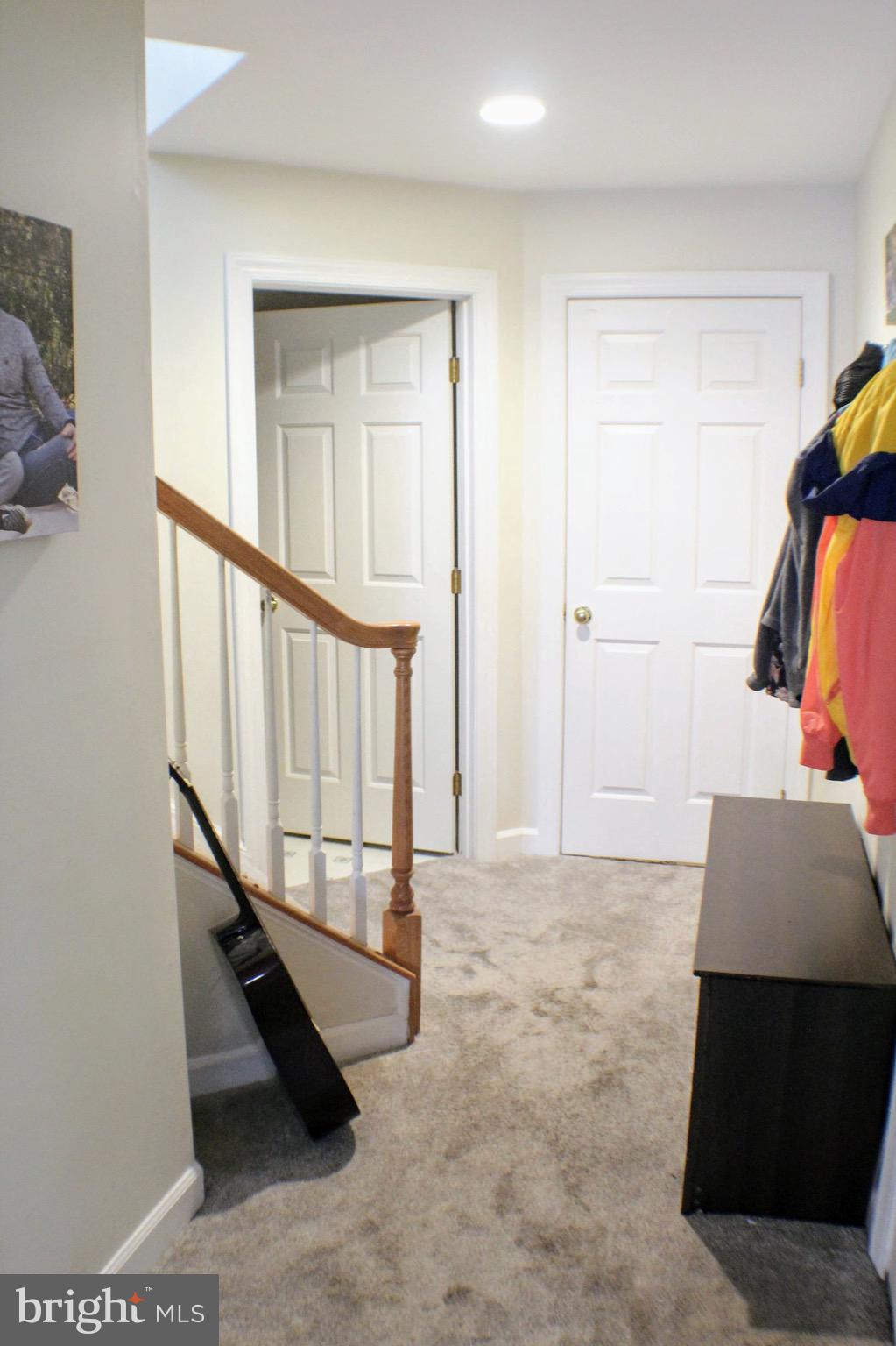 43059 Golf View Drive Chantilly, VA 20152 - Photo 40 of 46 Door to laundry and half bath