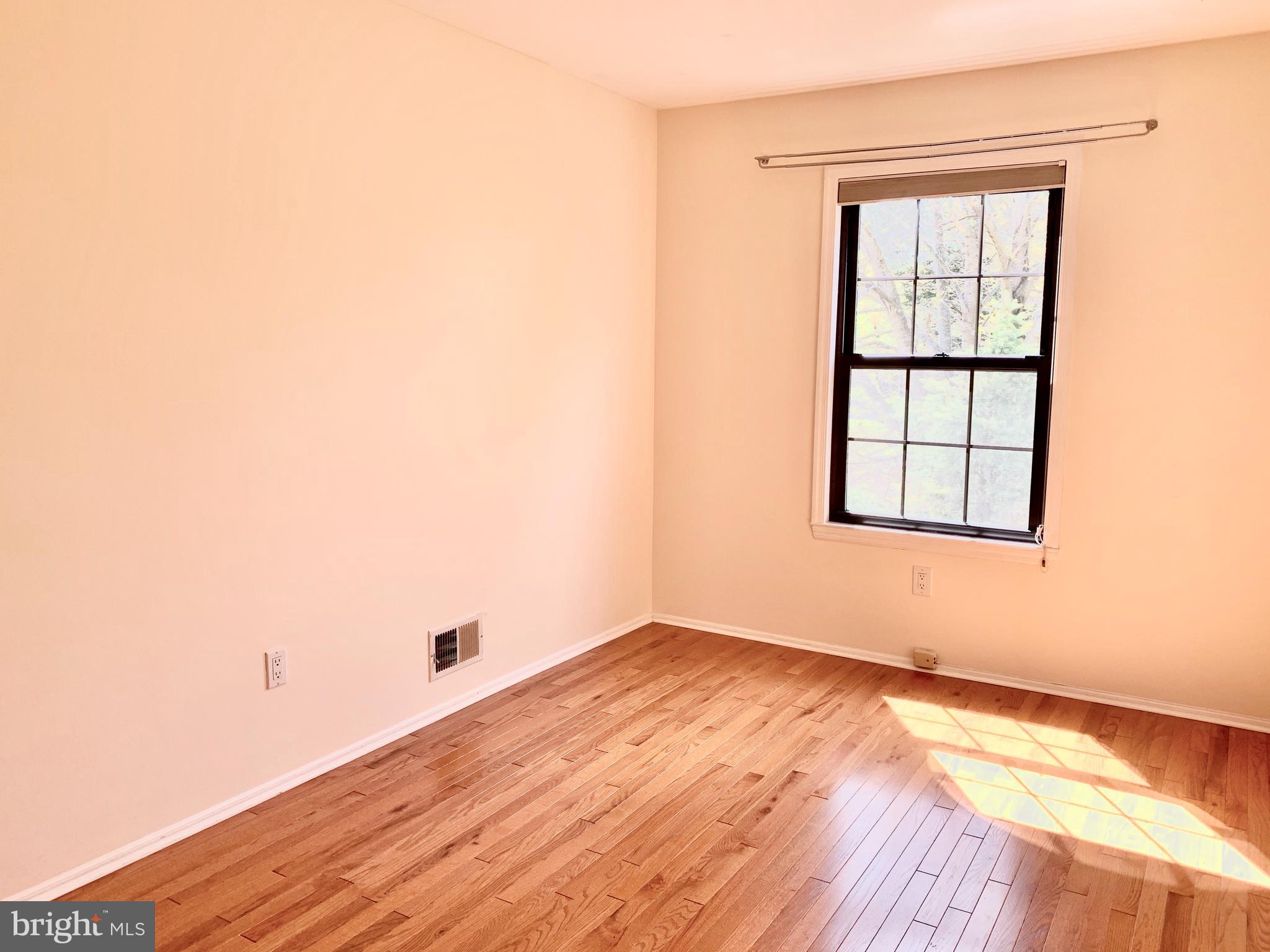 305 Marten Road Princeton, NJ 08540 - Photo 18 of 38