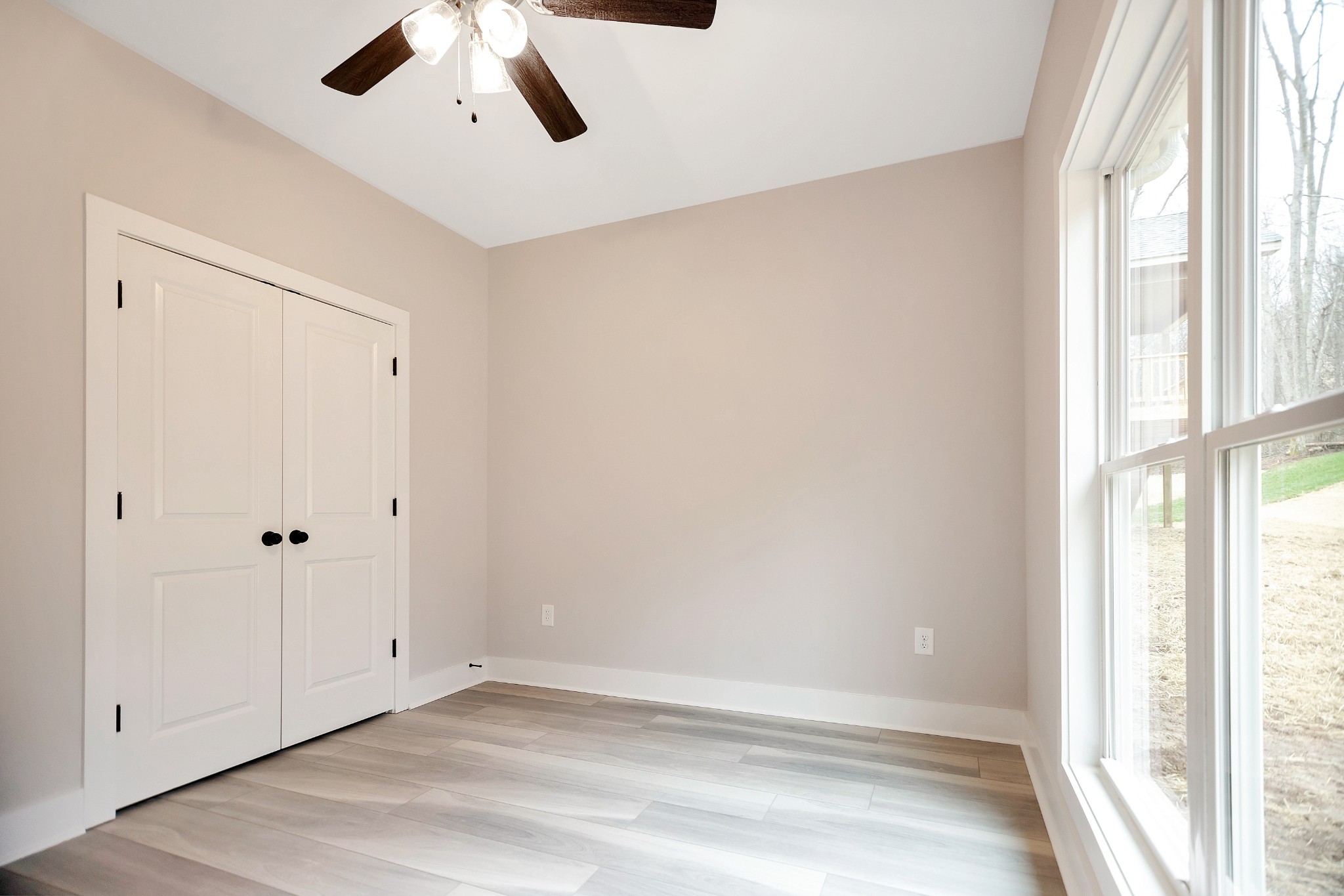 1664 Rains Road Clarksville, TN 37042 - Photo 25 of 33 Gallery Image 25