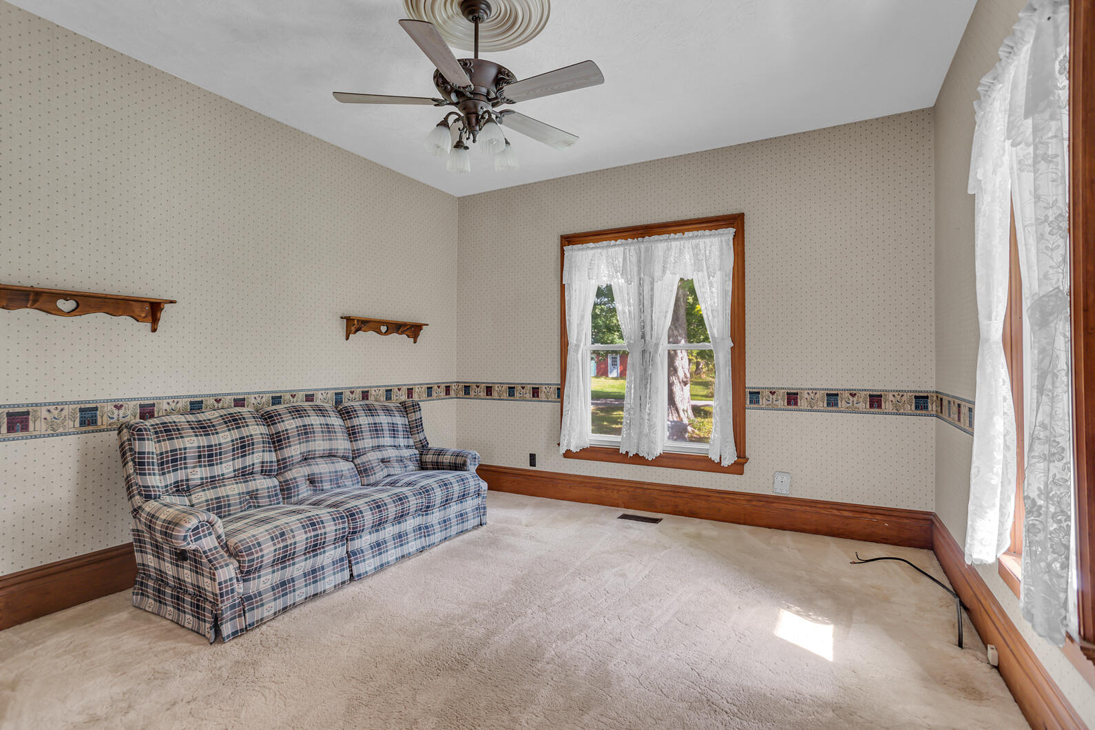 4640 Brown Road Parma, MI 49269 - Photo 5 of 47 0N0A0660