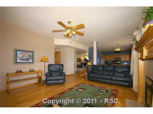 15390 Ridgefield Lane Colorado Springs, CO 80921 - Photo 7 of 16 Gallery Image 7