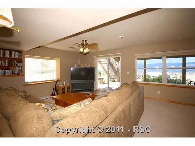 15390 Ridgefield Lane Colorado Springs, CO 80921 - Photo 10 of 16 Gallery Image 10