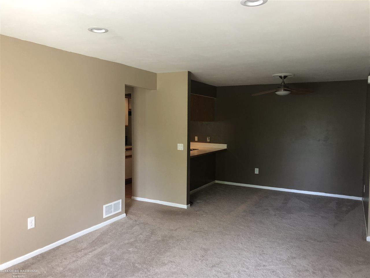 15038 Riverside Drive, Unit 15 Sterling Heights, MI 48313 - Photo 4 of 18