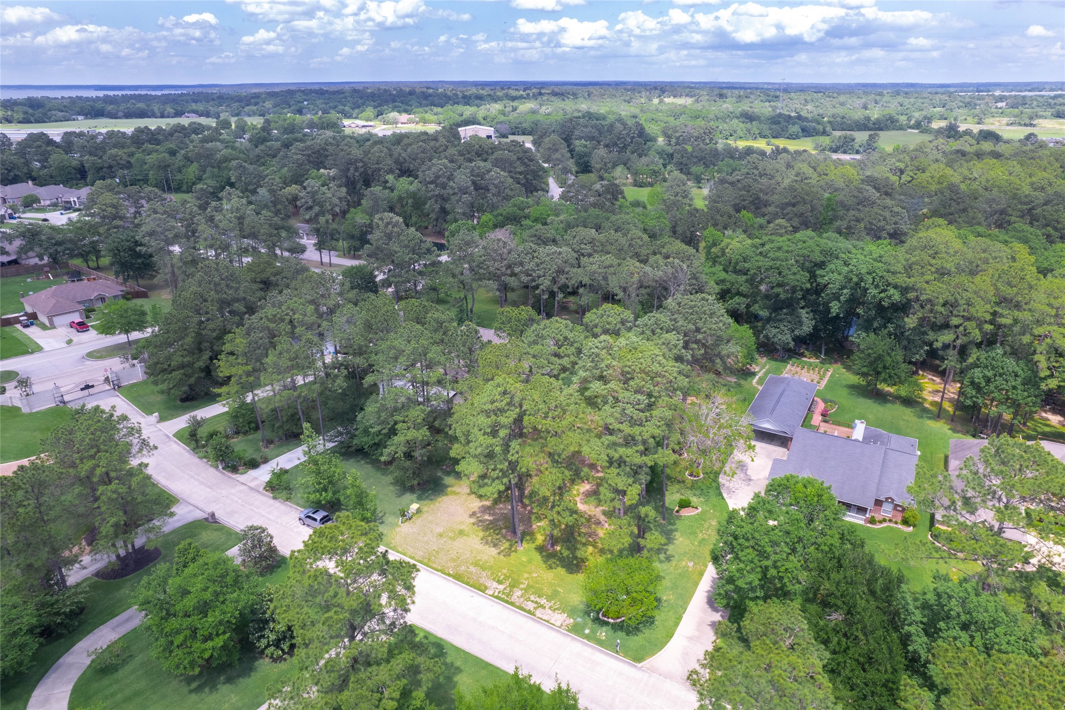 12868 Aries Loop Willis, TX 77318 - Photo 8 of 15 an aerial view of a house