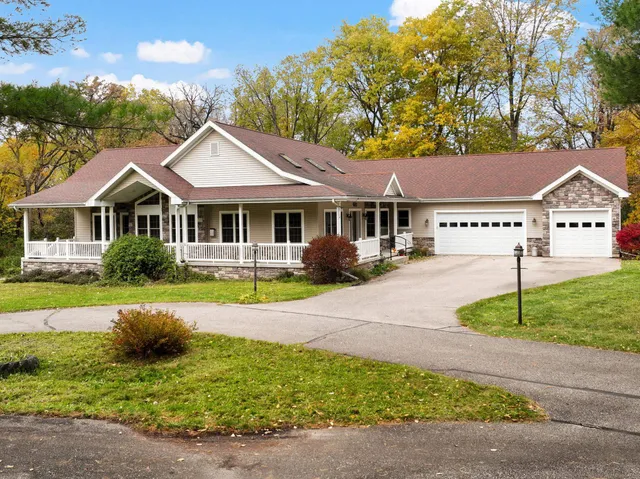 $1,200,000 | 3579 Edgewood Drive, McFarland, WI 53558