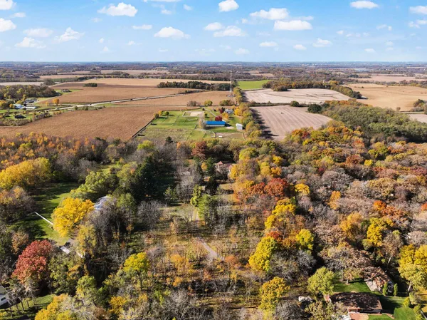$1,200,000 | 3579 Edgewood Drive, McFarland, WI 53558