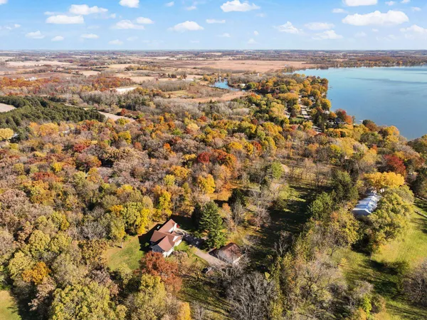 $1,200,000 | 3579 Edgewood Drive, McFarland, WI 53558