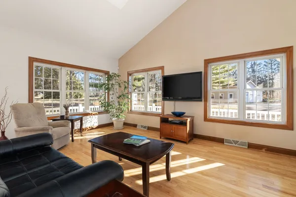 $1,200,000 | 3579 Edgewood Drive, McFarland, WI 53558