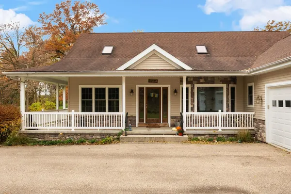 $1,200,000 | 3579 Edgewood Drive, McFarland, WI 53558