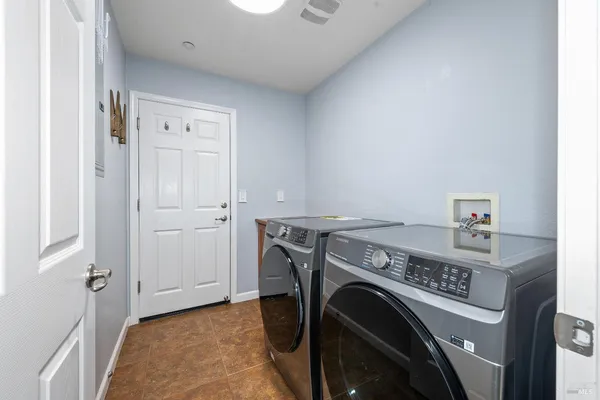$985,000 | 183 Hearthstone Drive, American Canyon, CA 94503