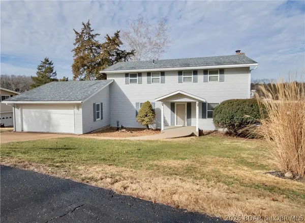 $659,900 | 492 Normac Drive, Camdenton, MO 65020