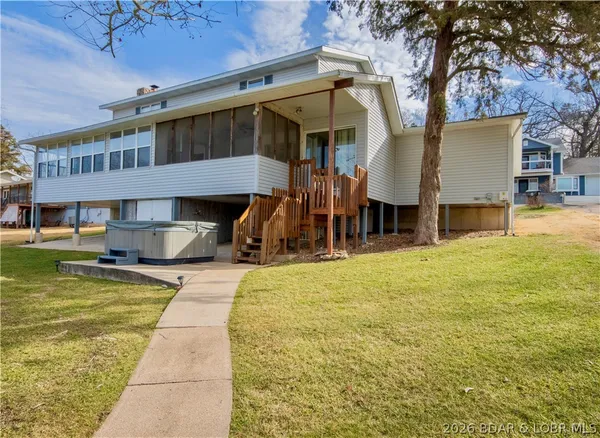 $659,900 | 492 Normac Drive, Camdenton, MO 65020