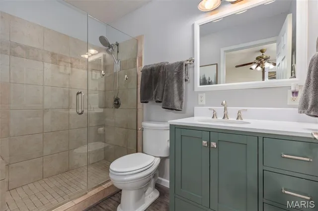 $445,000 | 2 Day Springs Lane, Litchfield, IL 62056