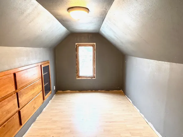 $105,000 | 811 3rd Street Northeast, Roseau, MN 56751