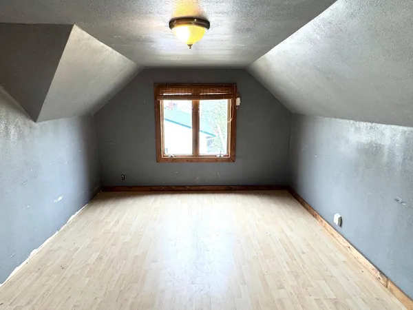 $105,000 | 811 3rd Street Northeast, Roseau, MN 56751