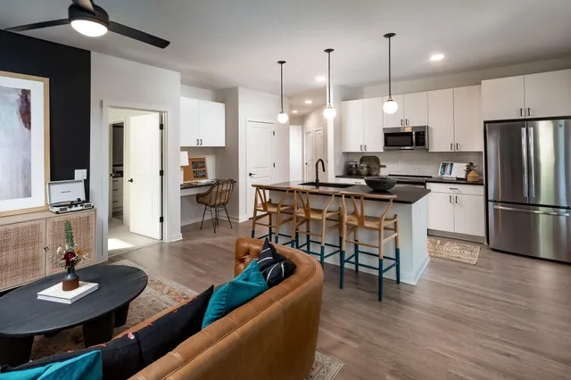 $1,863 | 2403 Mall Drive, Unit A4, North Charleston, SC 29406