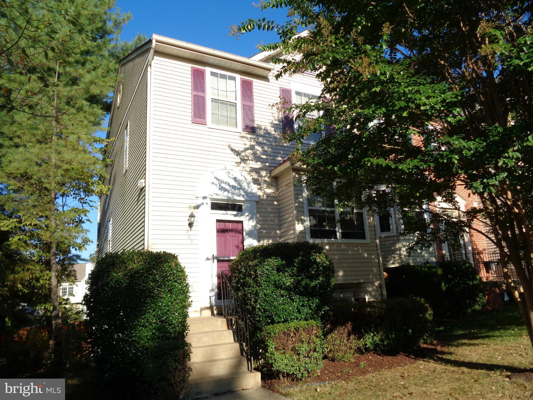 208 Rugby Road Fredericksburg, VA 22406 - Photo 2 of 30 Exterior (Front)