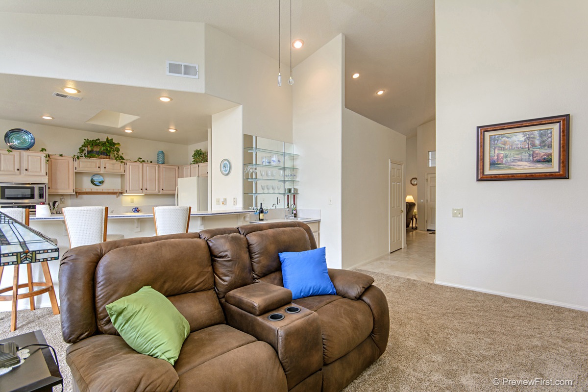 14243 Silver Ridge Road Poway, CA 92064 - Photo 7 of 25
