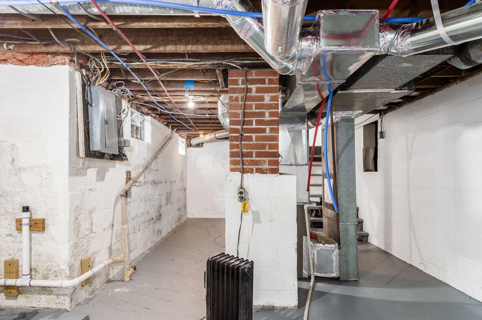 251 North Kellner Road Columbus, OH 43209 - Photo 25 of 31 Basement