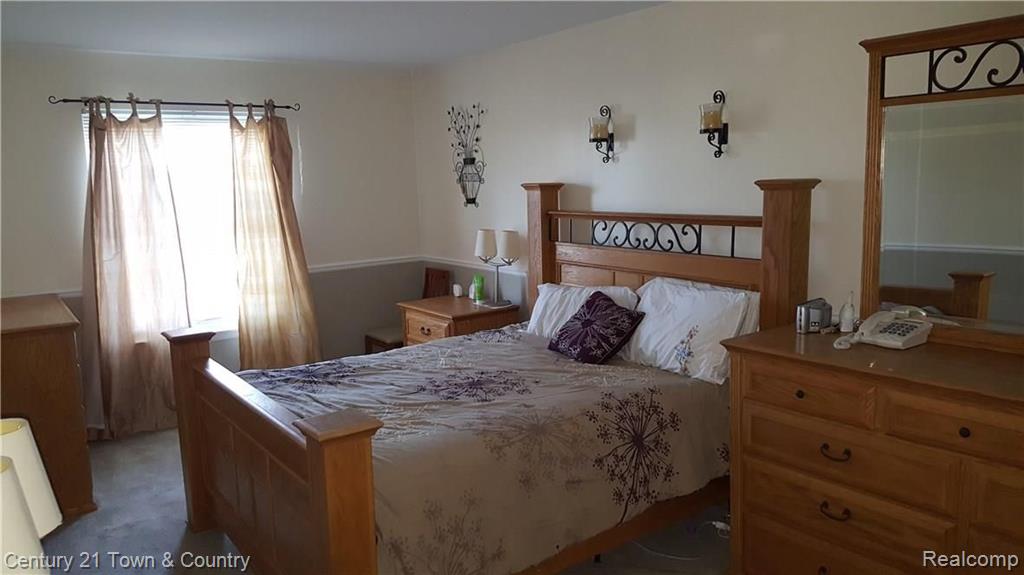 76 Foxboro Drive Rochester Hills, MI 48309 - Photo 15 of 24