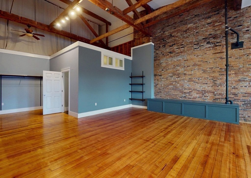 245 Main Street, Unit 3 Northampton, MA 01060 - Photo 9 of 31