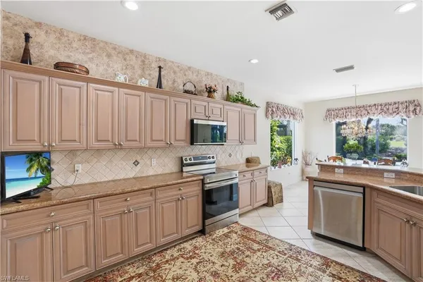 $995,000 | 28686 San Galgano Way, Bonita Springs, FL 34135