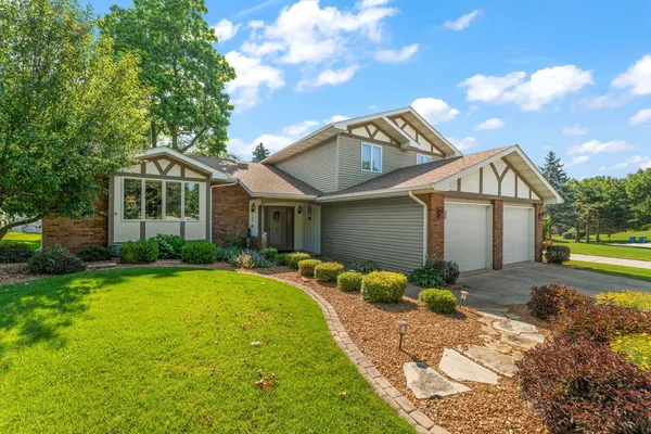 $439,900 | 798 Savannah Drive, Crown Point, IN 46307