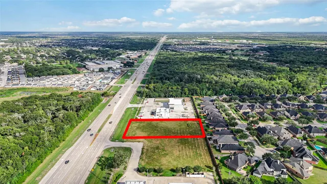 $1,600,000 | 11600 Highway 6, Fresno, TX 77545