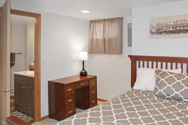 $349,000 | 915 Broadway North, Fargo, ND 58102