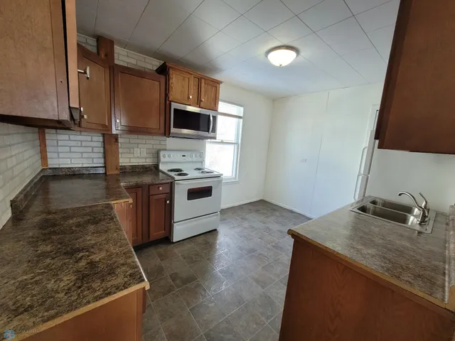 $349,000 | 915 Broadway North, Fargo, ND 58102