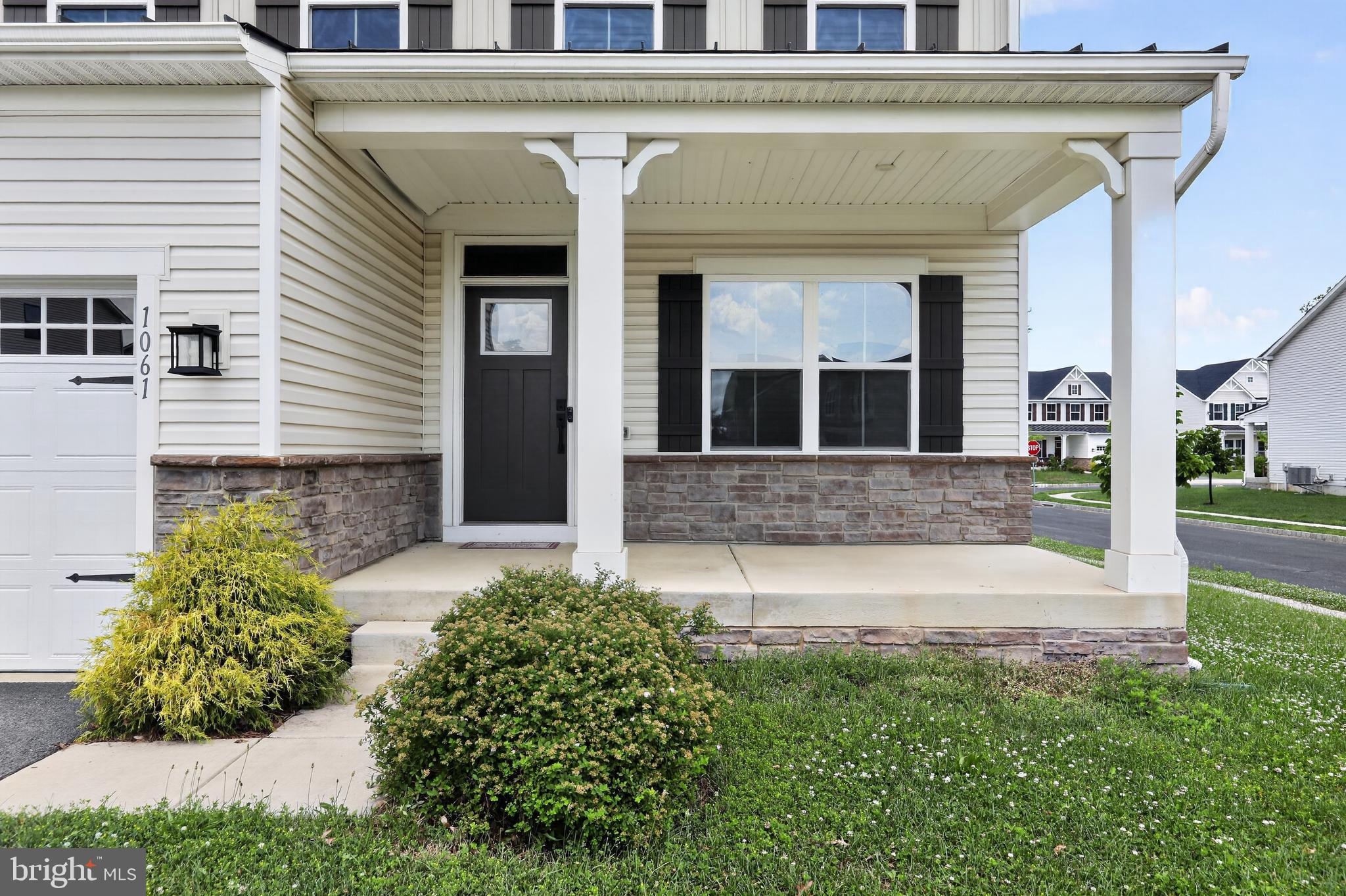 1061 Lifford Road Cheltenham, PA 19012 - Photo 4 of 39
