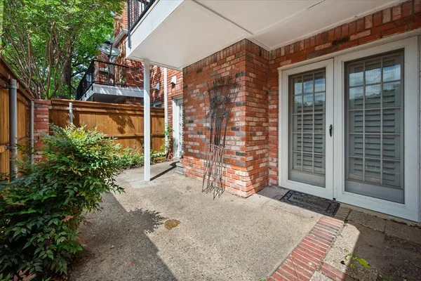 $245,000 | 1229 Roaring Springs Road, Fort Worth, TX 76114