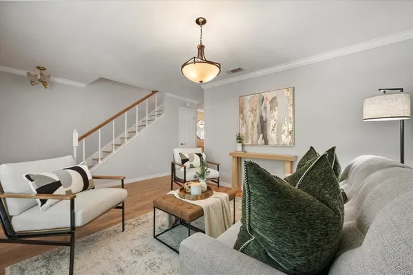 $245,000 | 1229 Roaring Springs Road, Fort Worth, TX 76114