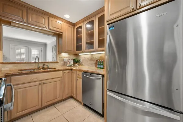 $245,000 | 1229 Roaring Springs Road, Fort Worth, TX 76114