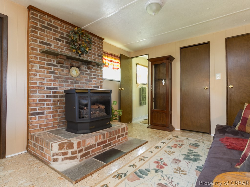 416 Borum Creek Road Susan, VA 23163 - Photo 11 of 35